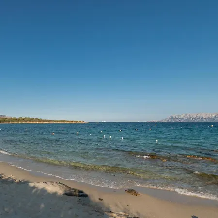 Locazione Turistica Bilo Ruinas 4 아파트 올비아